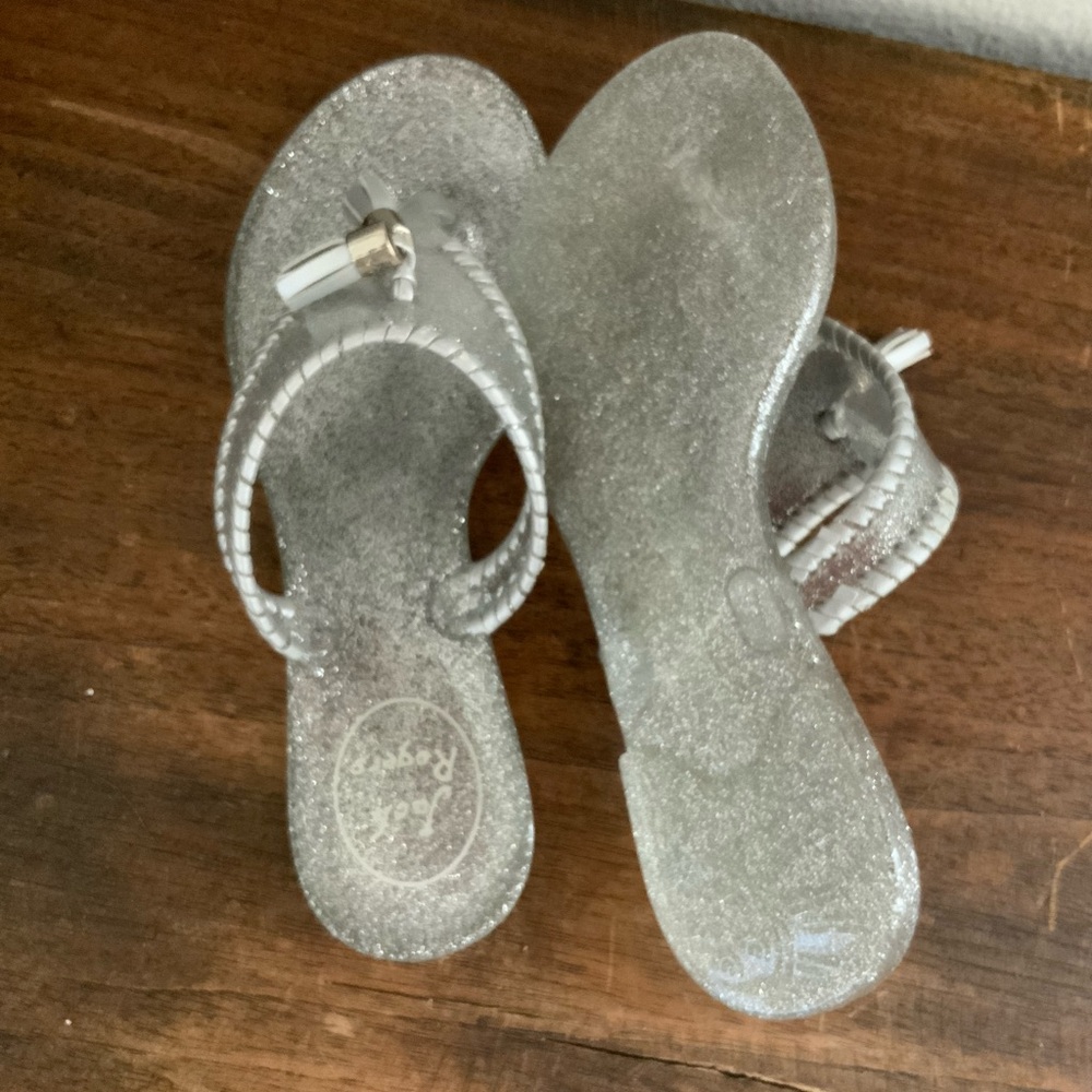 JACK ROGERS Alana Silver Sparkle Jelly Thong Sandal Women’s Size 5 Tassels - Picture 5 of 5